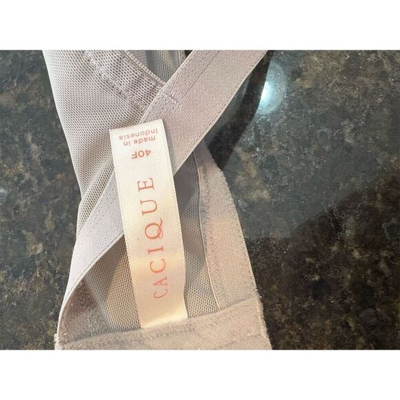 Cacique Women's Lace T-Shirt Bra 40F Gray Lightly Lined Underwire - Picture 10 of 13